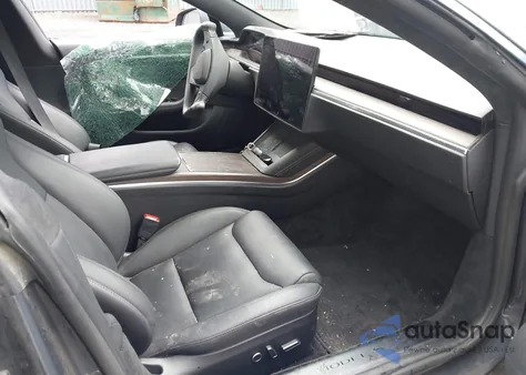 2022 Tesla Model S Dual Motor All-Wheel Drive z USA, uszkodzony, nr VIN 5YJSA1E59NF469015